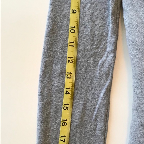 {BOGO} Romeo & Juliet Couture Cardigan Sweater - Picture 7 of 8